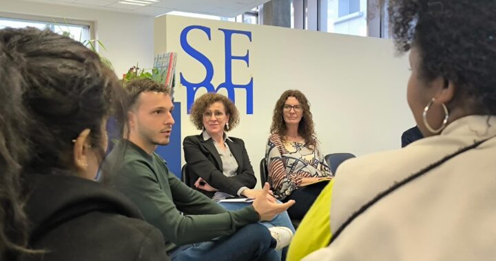 Drama Bom Iran Hingga Perebutan Kobalt Antara AS dan Tiongkok di Kongo